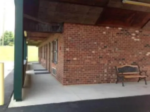 Village Inn Hotels in Nelson County