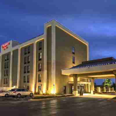 Hampton Inn & Suites Concord Charlotte Hotel Exterior