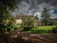 Le Prieuré Saint Agnan Hotels in Sancerre