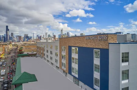 SpringHill Suites Chicago Chinatown Отели рядом с достопримечательностью «Университет Чикаго»