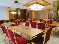 Hotel Ruturaj Regency - Breakfast