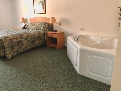 Deluxe Room with Jacuzzi