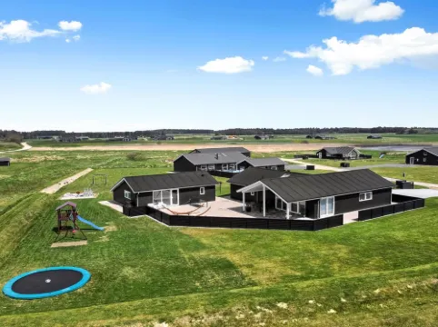 "Fegge" - 1.5km from the Sea