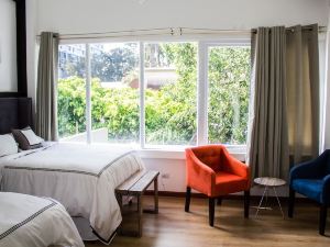 Meraki Boutique Hotel