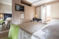 Hotel Rossini Hotels near Piazza Del Popolo