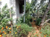 St Clair Holiday Home Các khách sạn gần Sri Pada National College of Education