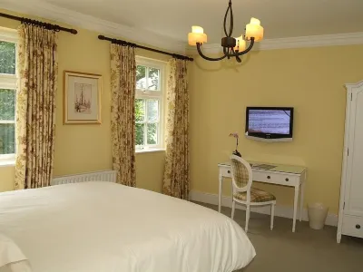 Flynns of Termonfeckin Boutique Hotel Hotels near Boyne Valley Camino