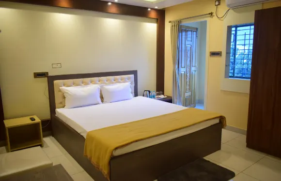 特里斯星球酒店