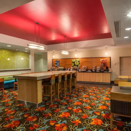 La Quinta Inn & Suites by Wyndham Starkville at MSU