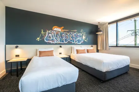 Nightcap at Chardons Corner Hotel Отели рядом с достопримечательностью «Queensland Parliament»