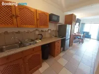 Crayfish Inn No5