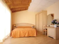 Hotel Residence Dei Fiori Hotels in Baveno