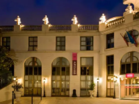 โรงแรมรอซาลี โรงแรมใกล้ปารีส เขต 13