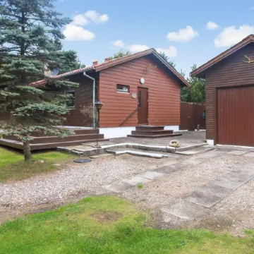 "Eine" - 800m from the Sea