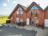 "Henrietta" - 3.5km from the Sea - balcony
