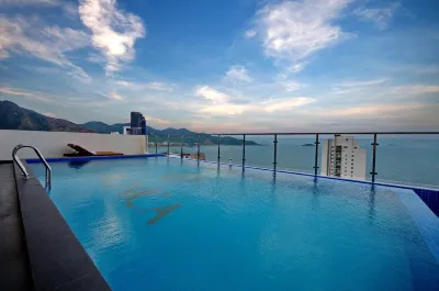 Gibson Hotel Nha Trang Hotel a Vĩnh Hải