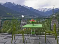 Foghills Cottages Manali
