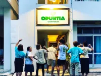 Guesthouse Opuntia - Hostel - Pensions