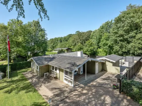 "Eriksine" - 150m from the Sea