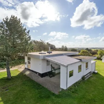 "Tomine" - 500m to the Fjord