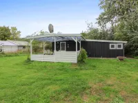 "Hennrik" - 500m from the Sea - Homestays
