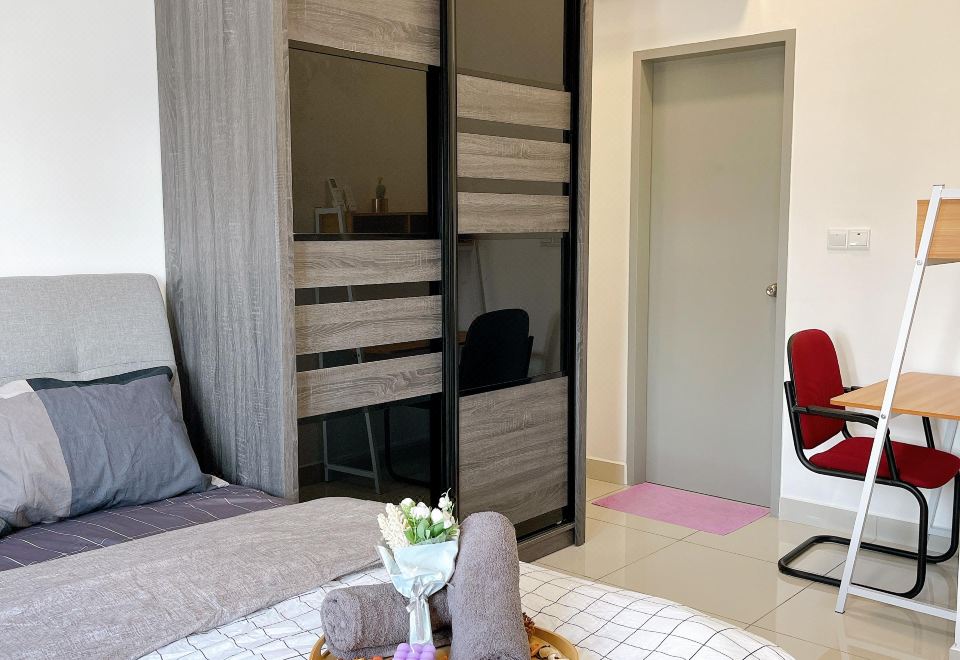 8. TR Resid..