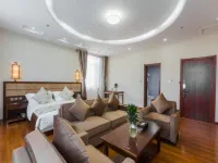 Chengde Ze Yi Business Hotel