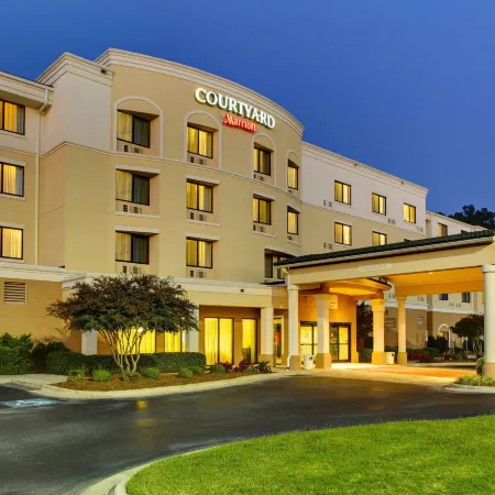 Courtyard High Point