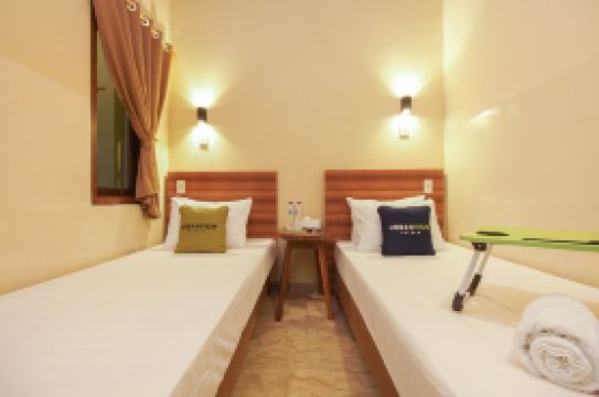 Urbanview Hotel Cantee Halim Perdanakusuma by RedDoorz