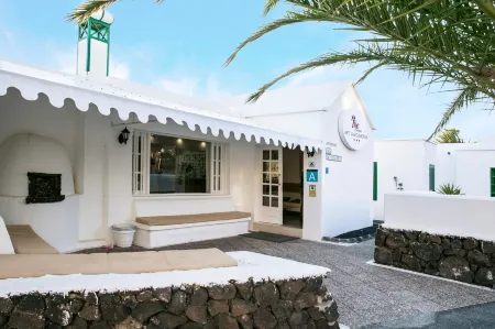 Apartamentos LIVVO Las Gaviotas