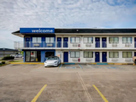 艾倫港巴頓魯熱6號汽車旅館 西巴吞魯日縣酒店