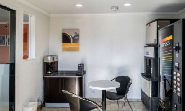 Motel 6 Florence, KY - Cincinnati Airport