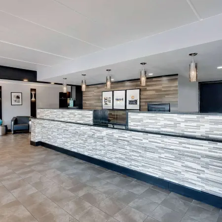 Travelodge by Wyndham College Park