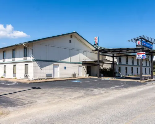Motel 6 Arkadelphia, AR Hotels in Clark County