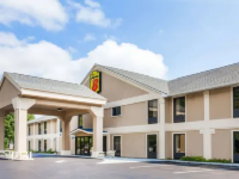 Super 8 by Wyndham Erwin Hotels in Erwin