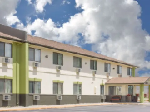 埃姆斯温德姆唄盟酒店 埃姆斯酒店