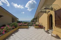 Dulcamara Con Piscina by Wonderful Italy