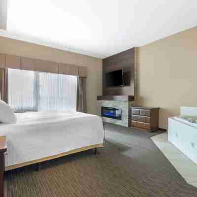 Best Western Plus Mission City Lodge Rooms