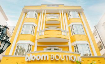 Bloom Boutique - Connaught Place Area