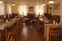 Hotel & Pension Müllers Gasthof Hotels in Ohorn