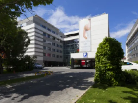 Axor Feria Hotel - Free Airport Shuttle Bus Hotels near Adolfo Suárez Madrid-Barajas Airport