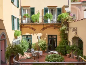 Rivoli Boutique Hotel
