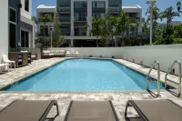 Hampton Inn by Hilton Delray Beach - Pools