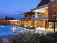 Djoglo Luxury Bungalow Hotels in Pakis