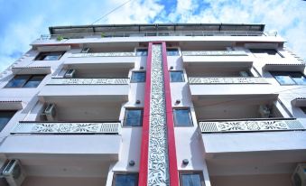 Yellow Leaf - Housity