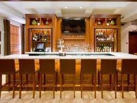DoubleTree by Hilton Hotel Raleigh - Cary - bar