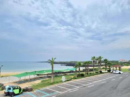 Jeju Udo Sun Beach Pension Отели рядом с достопримечательностью «Остров Удо»