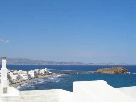 Innaxos City Central Studio Отели рядом с достопримечательностью «Mitropolis Museum»