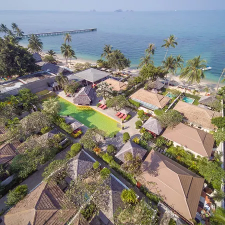 The Sunset Beach Resort & Spa, Taling Ngam, Ko Samui Отели рядом с достопримечательностью «Змеиная ферма»
