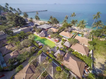 The Sunset Beach Resort & Spa, Taling Ngam, Ko Samui Отели рядом с достопримечательностью «Змеиная ферма Самуй»